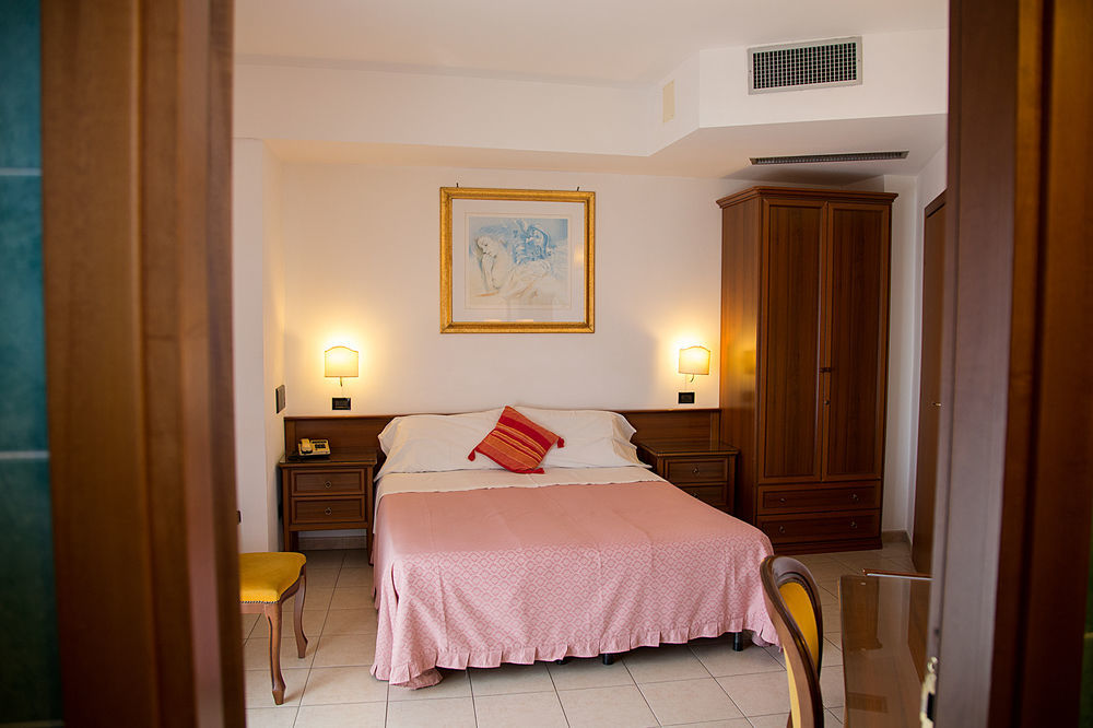 Andros Apartment Taormina Esterno foto